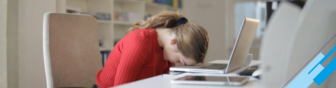 Stress am Arbeitsplatz: Ursachen, Anzeichen und Strategien zur Bewältigung